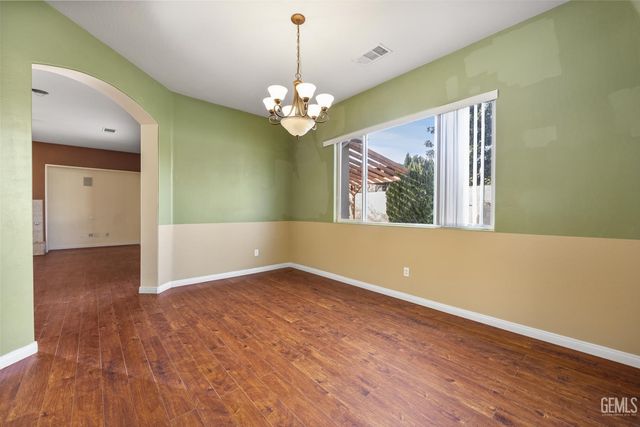 13418 Giro Drive, Bakersfield, CA 93314