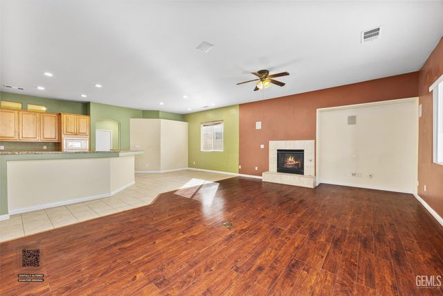 13418 Giro Drive, Bakersfield, CA 93314