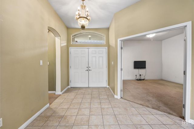 13418 Giro Drive, Bakersfield, CA 93314