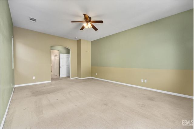 13418 Giro Drive, Bakersfield, CA 93314