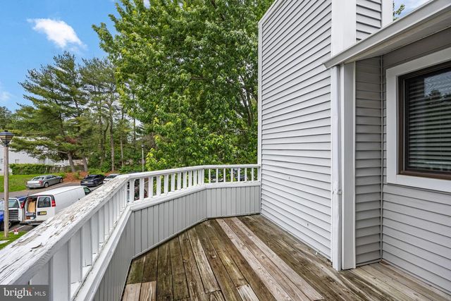 702 ABBEY CT, Sicklerville, NJ 08081