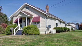 1107 Parrish Street, Uhrichsville, OH 44683