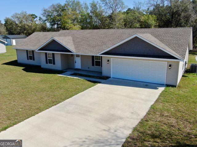 4756 Otter Creek Circle, Blackshear, GA 31516