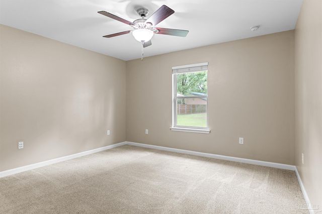 3177 Wallace Lake Rd, Pace, FL 32571