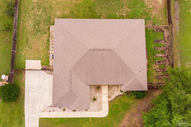 3177 Wallace Lake Rd, Pace, FL 32571