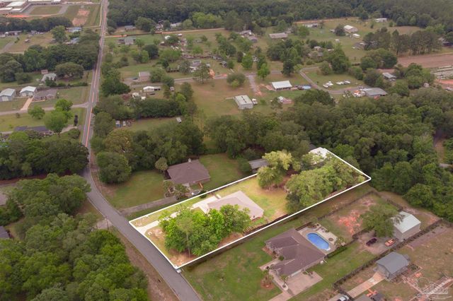 3177 Wallace Lake Rd, Pace, FL 32571