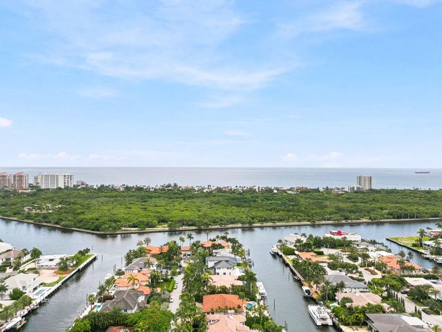 2740 NE 17th Street, Fort Lauderdale, FL 33305