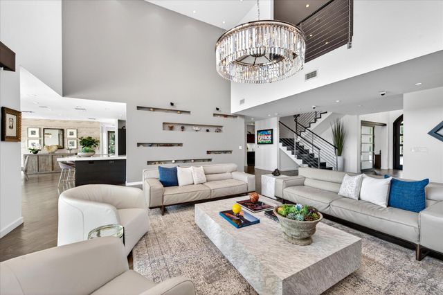2740 NE 17th Street, Fort Lauderdale, FL 33305