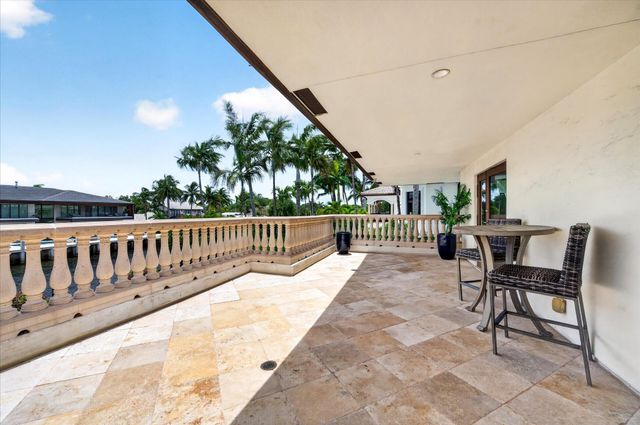 2740 NE 17th Street, Fort Lauderdale, FL 33305
