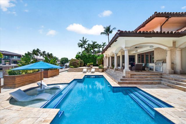 2740 NE 17th Street, Fort Lauderdale, FL 33305