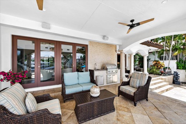 2740 NE 17th Street, Fort Lauderdale, FL 33305