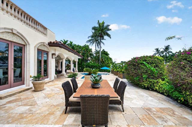 2740 NE 17th Street, Fort Lauderdale, FL 33305