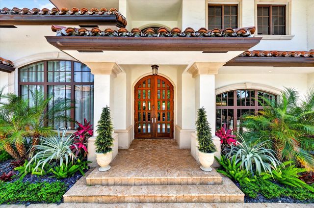2740 NE 17th Street, Fort Lauderdale, FL 33305