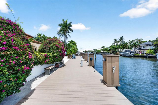 2740 NE 17th Street, Fort Lauderdale, FL 33305