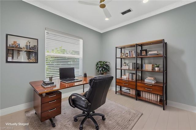 4564 Centaurus CIR, Naples, FL 34120