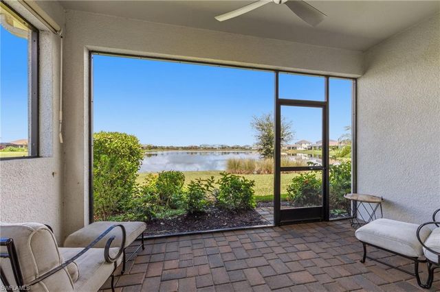 4564 Centaurus CIR, Naples, FL 34120