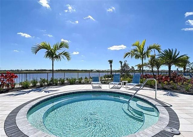 4564 Centaurus CIR, Naples, FL 34120
