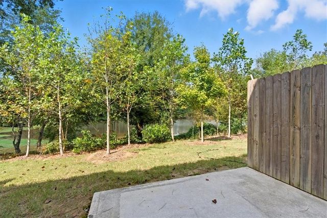 2832 Saratoga Lake View, Decatur, GA 30034