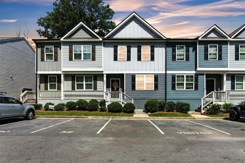 2832 Saratoga Lake View, Decatur, GA 30034