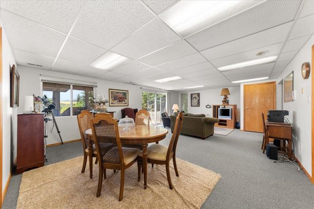 4002 S Long Ln, Greenacres, WA 99016