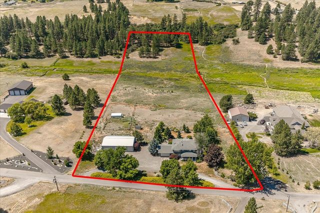 4002 S Long Ln, Greenacres, WA 99016