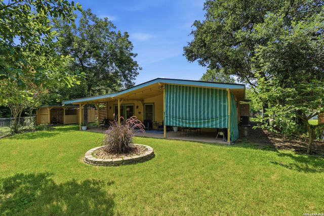 246 W GLENVIEW DR, San Antonio, TX 78228
