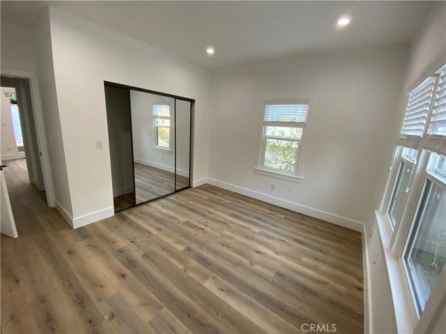 3106 W Berkeley Avenue, Los Angeles, CA 90026