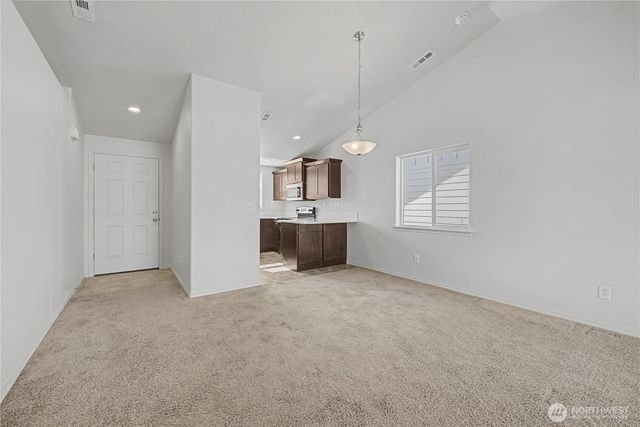 1118 W Sequoia Road, Moses Lake, WA 98837