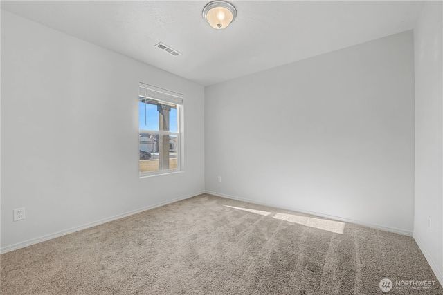 1118 W Sequoia Road, Moses Lake, WA 98837