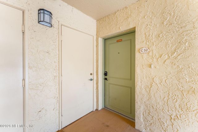 200 LAGUNA VILLAS Boulevard C32, Jacksonville Beach, FL 32250