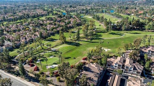 28 Boulder Creek, Irvine, CA 92602