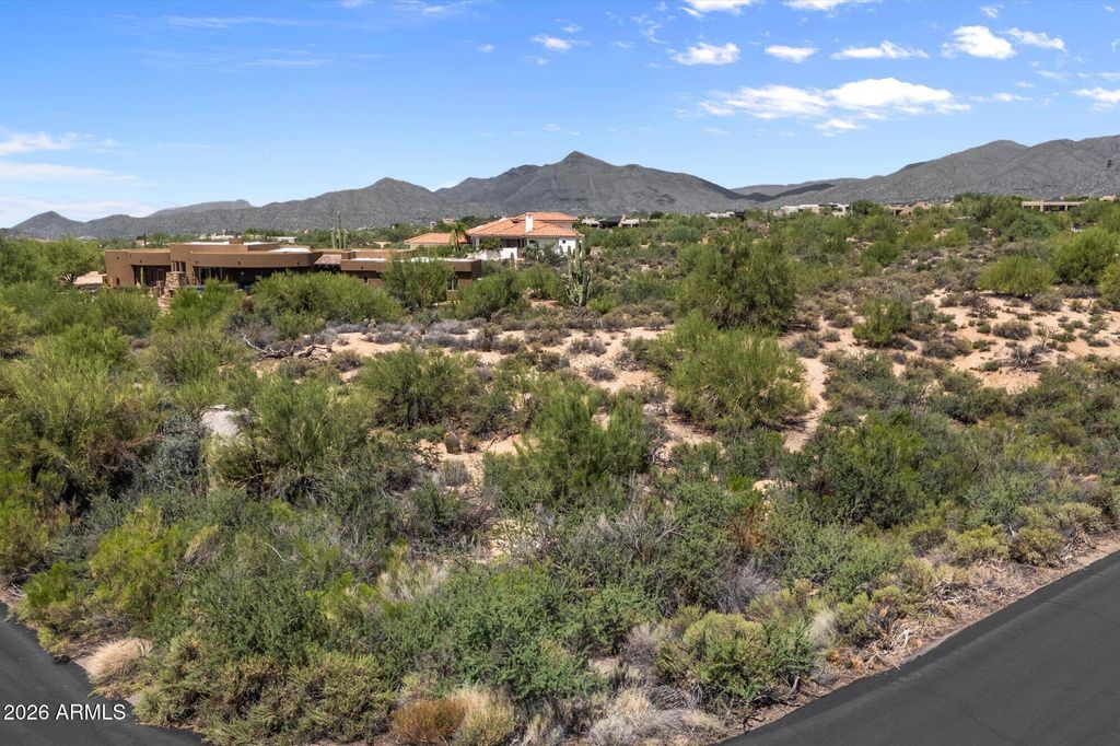 39034 N Fernwood Lane 10, Scottsdale, AZ 85262 — photo 2