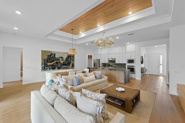 10799 STELLAR Circle, Palm Beach Gardens, FL 33412
