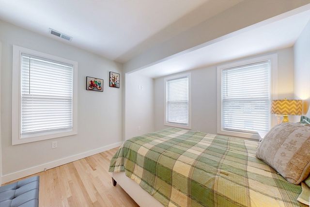 7 Madison Ave, Cambridge, MA 02140