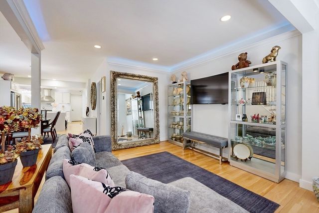 7 Madison Ave, Cambridge, MA 02140