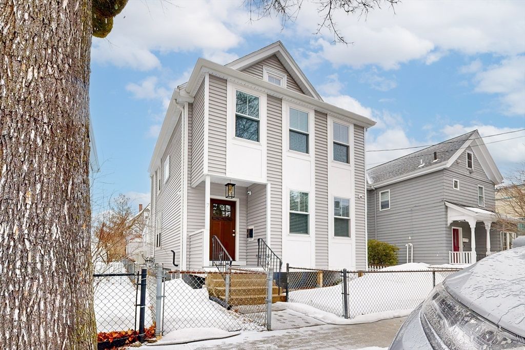7 Madison Ave, Cambridge, MA 02140