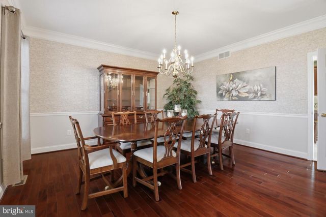 320 WHEATSHEAF DR, New Castle, DE 19720