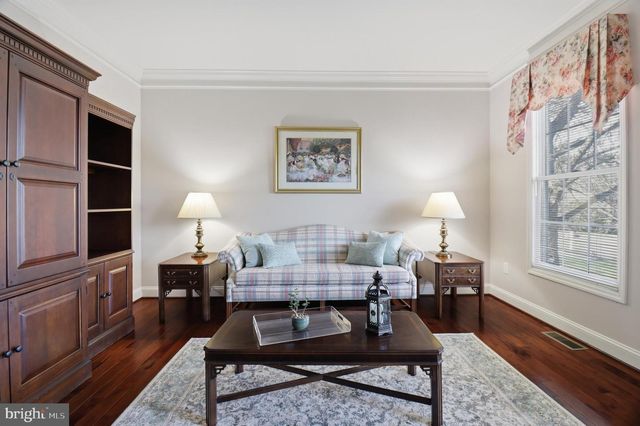 320 WHEATSHEAF DR, New Castle, DE 19720