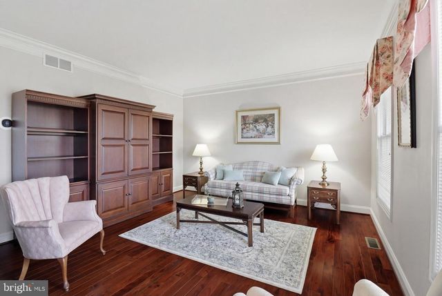 320 WHEATSHEAF DR, New Castle, DE 19720