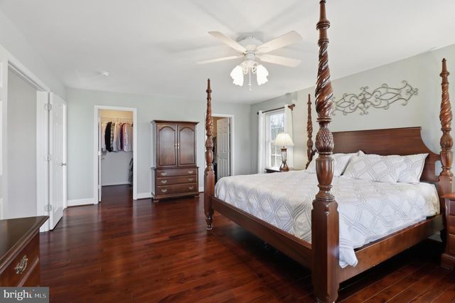 320 WHEATSHEAF DR, New Castle, DE 19720