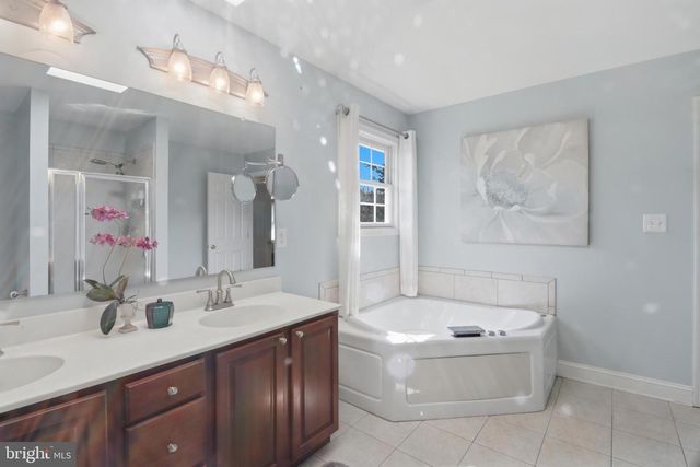 320 WHEATSHEAF DR, New Castle, DE 19720