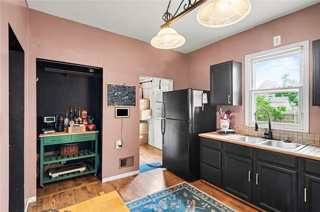 39 S Cherry Street, Germantown, OH 45327