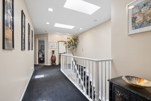 3639 Pebble Beach Road, Northbrook, IL 60062