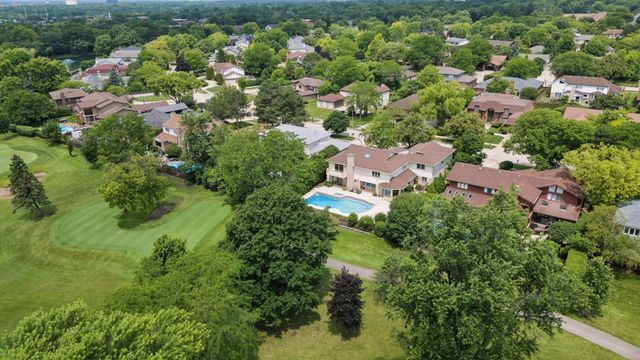 3639 Pebble Beach Road, Northbrook, IL 60062