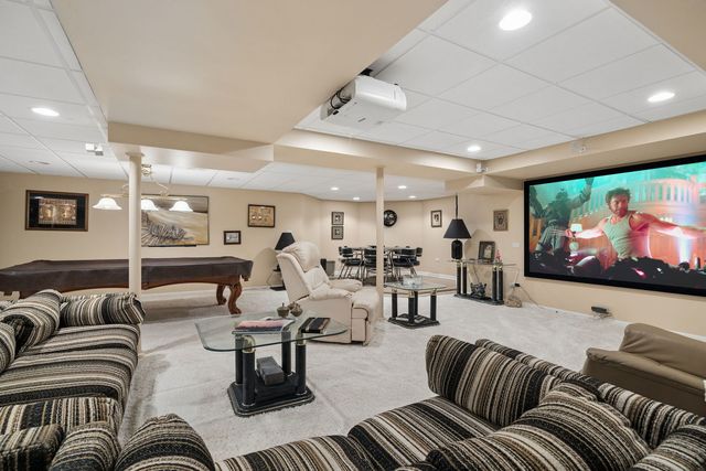 3639 Pebble Beach Road, Northbrook, IL 60062