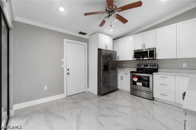 17754 Grande Bayou CT, Fort Myers, FL 33908