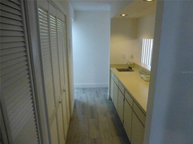 60 IRIS PLACE, Oldsmar, FL 34677