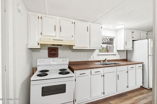 11213 Dobson Road, 10, Gulfport, MS 39503