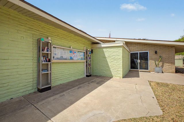 4522 N 15TH Avenue, Phoenix, AZ 85015