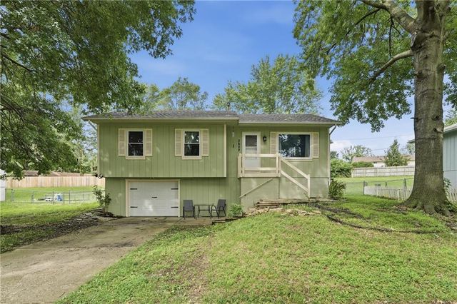 2602 Leewood Road, Harrisonville, MO 64701